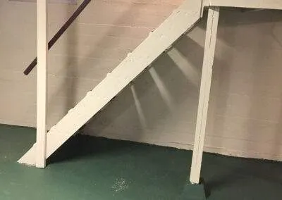 basement finishing before pic