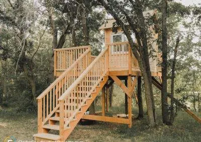 Backyard treehouse built by the team at clarke construction projects