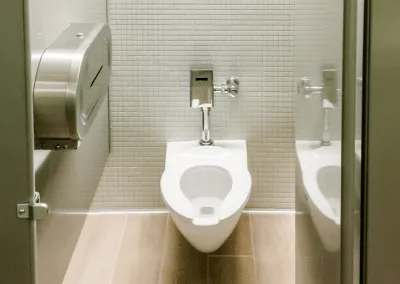 Contractors in winnipeg who do bathrooms