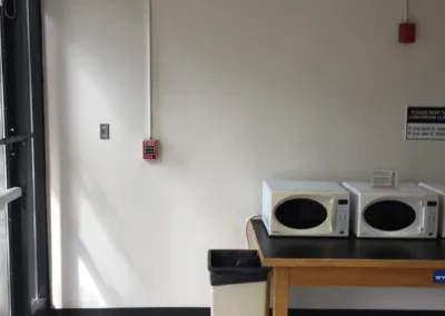 winnipeg conctors who do commercial flooring