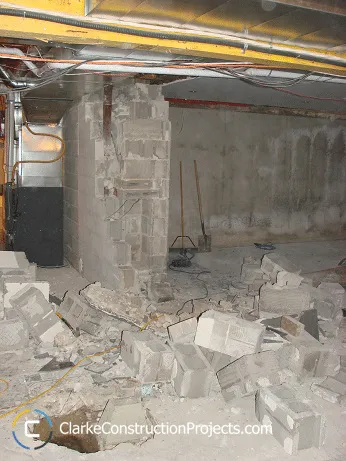 who builds fireplaces